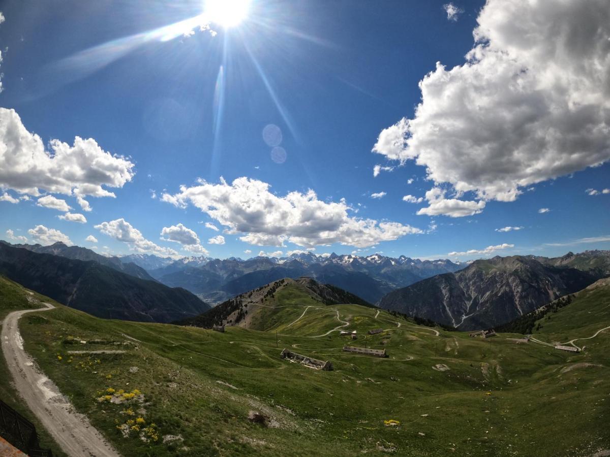 L'Etesy, Pied Des Pistes Et Spa มงต์เฌอแนฟวร์ ภายนอก รูปภาพ